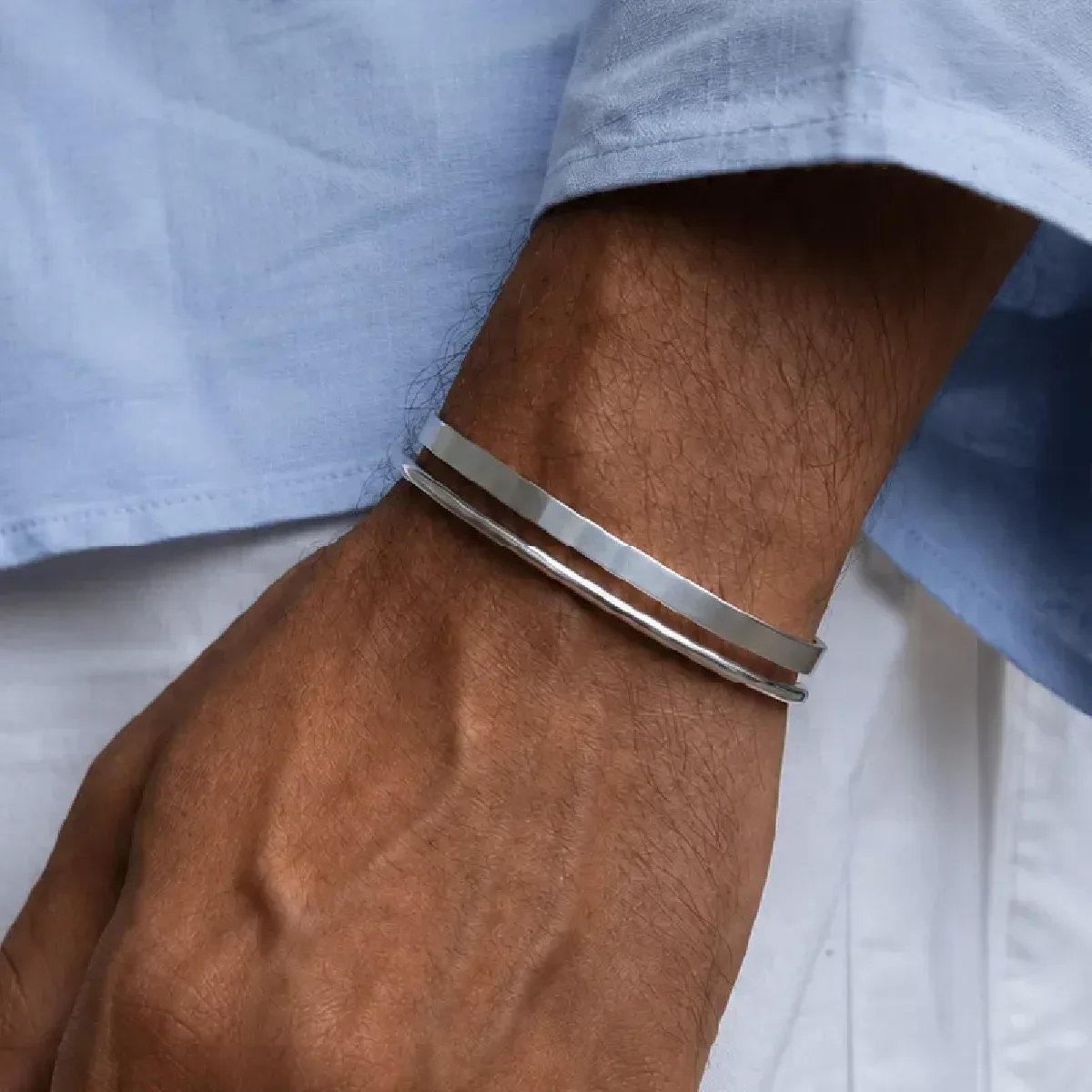Silberarmbänder