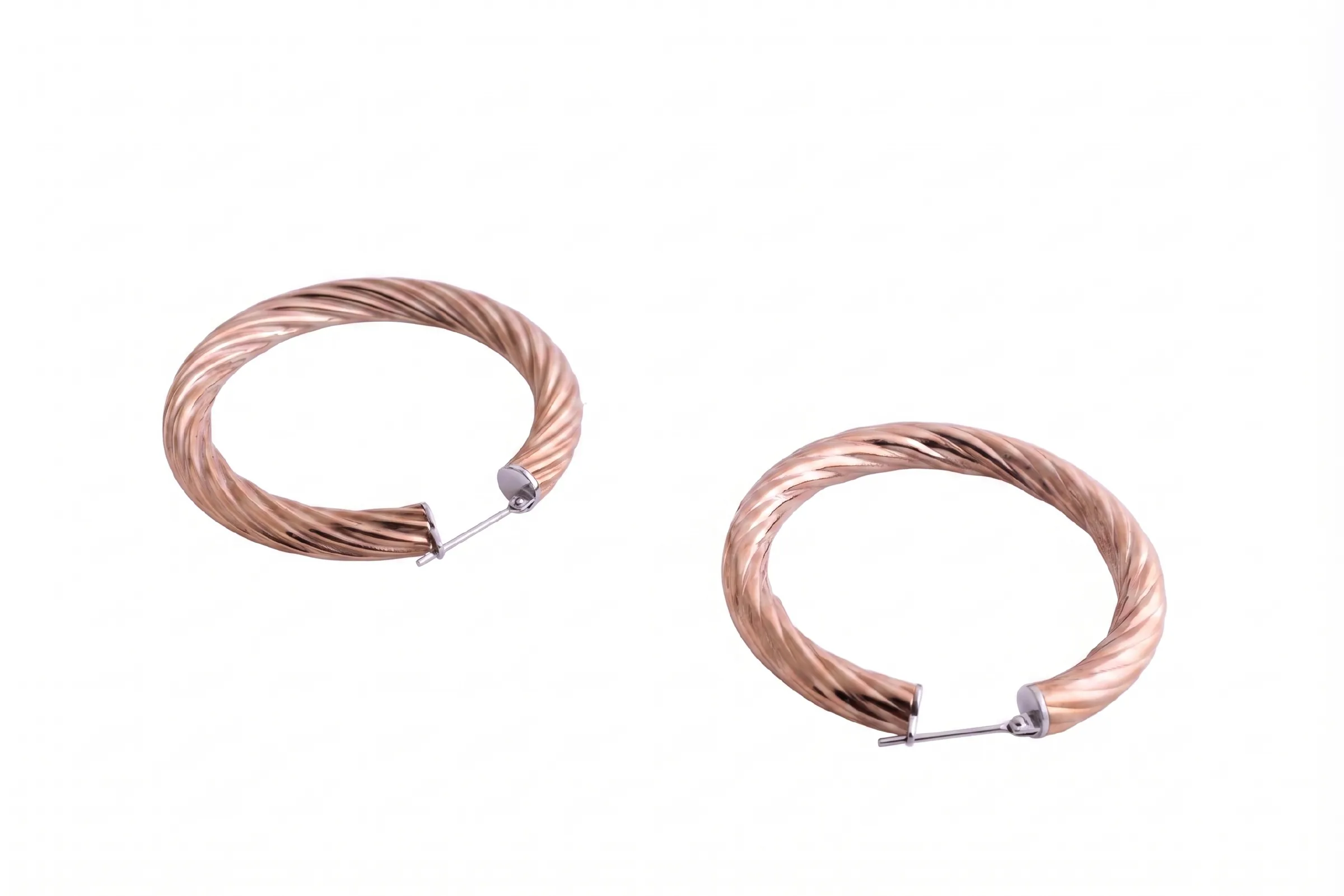 Стальные серьги в полоску Rose Twist